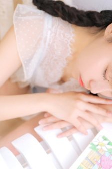 美女诱惑